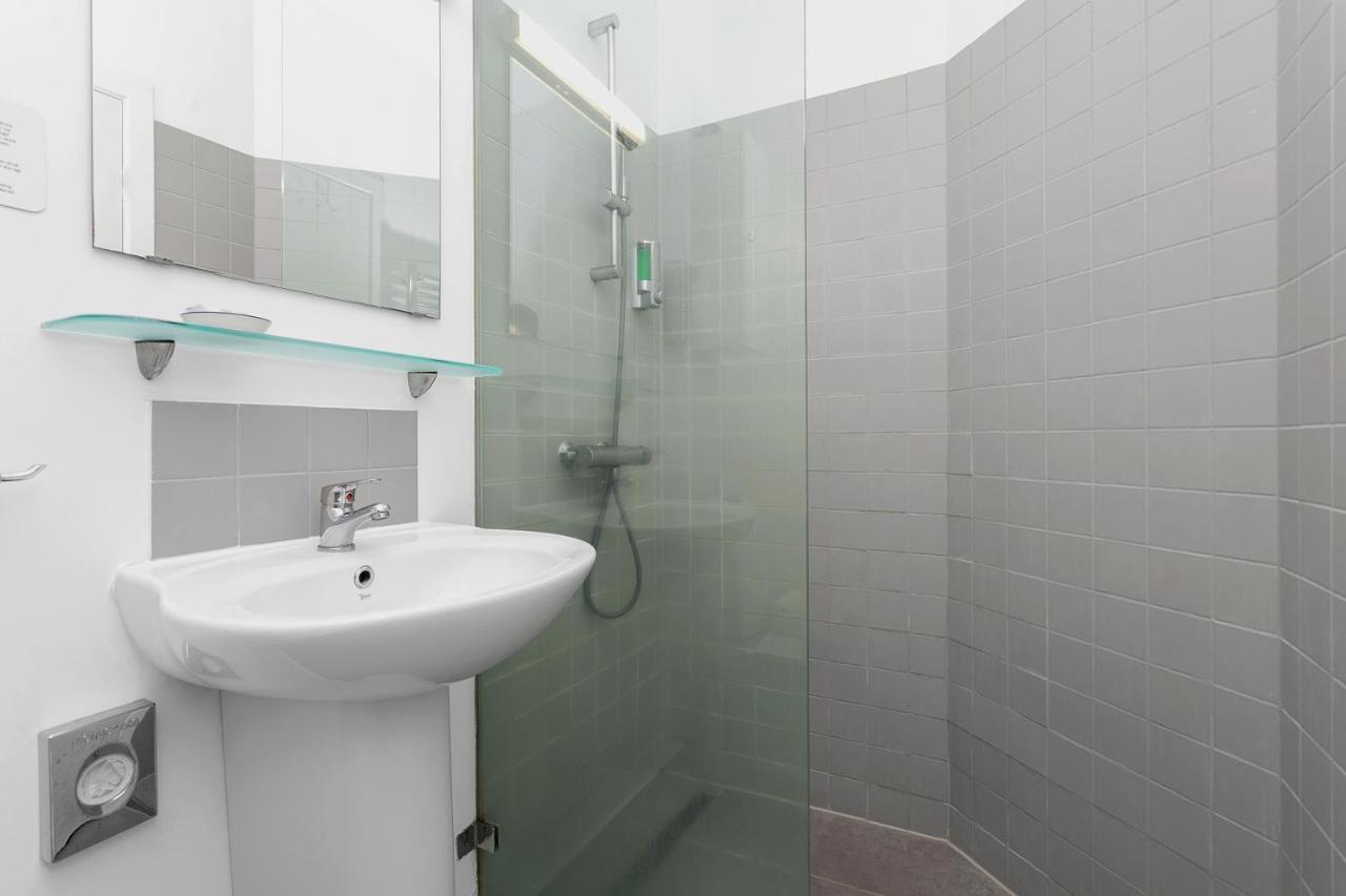 Castle House Luxury Apartments 레이캬비크 외부 사진