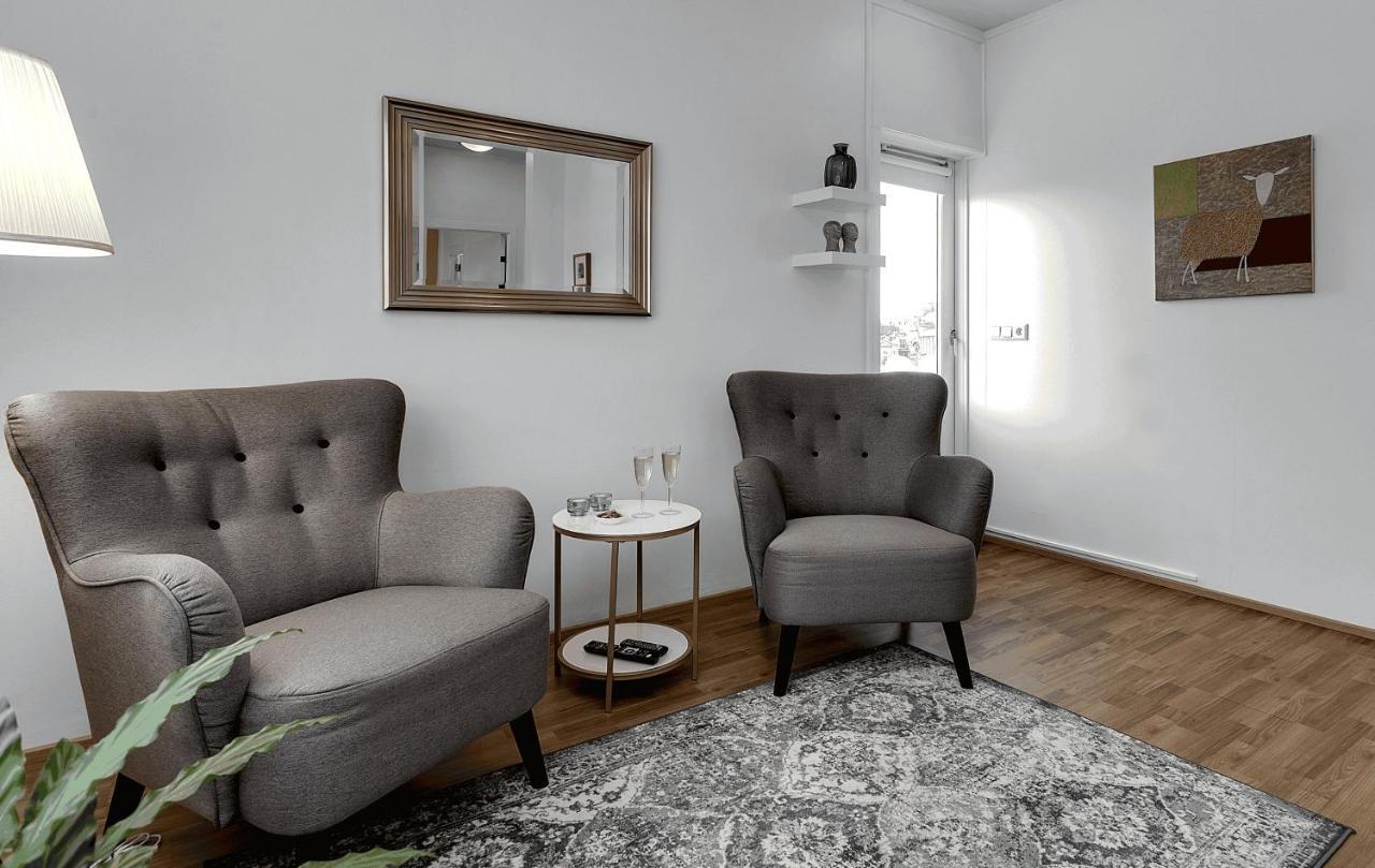 Castle House Luxury Apartments 레이캬비크 외부 사진